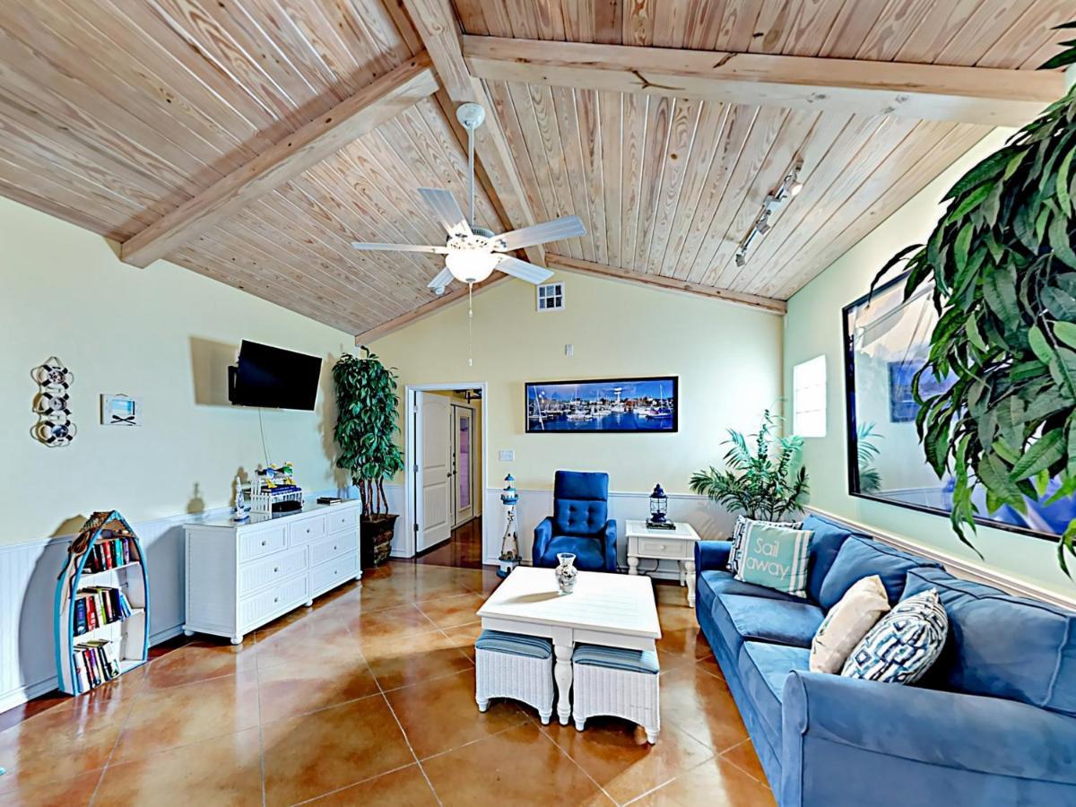 Sail Away At Pirate'S Bay Unit 113 Apartment Port Aransas Bagian luar foto