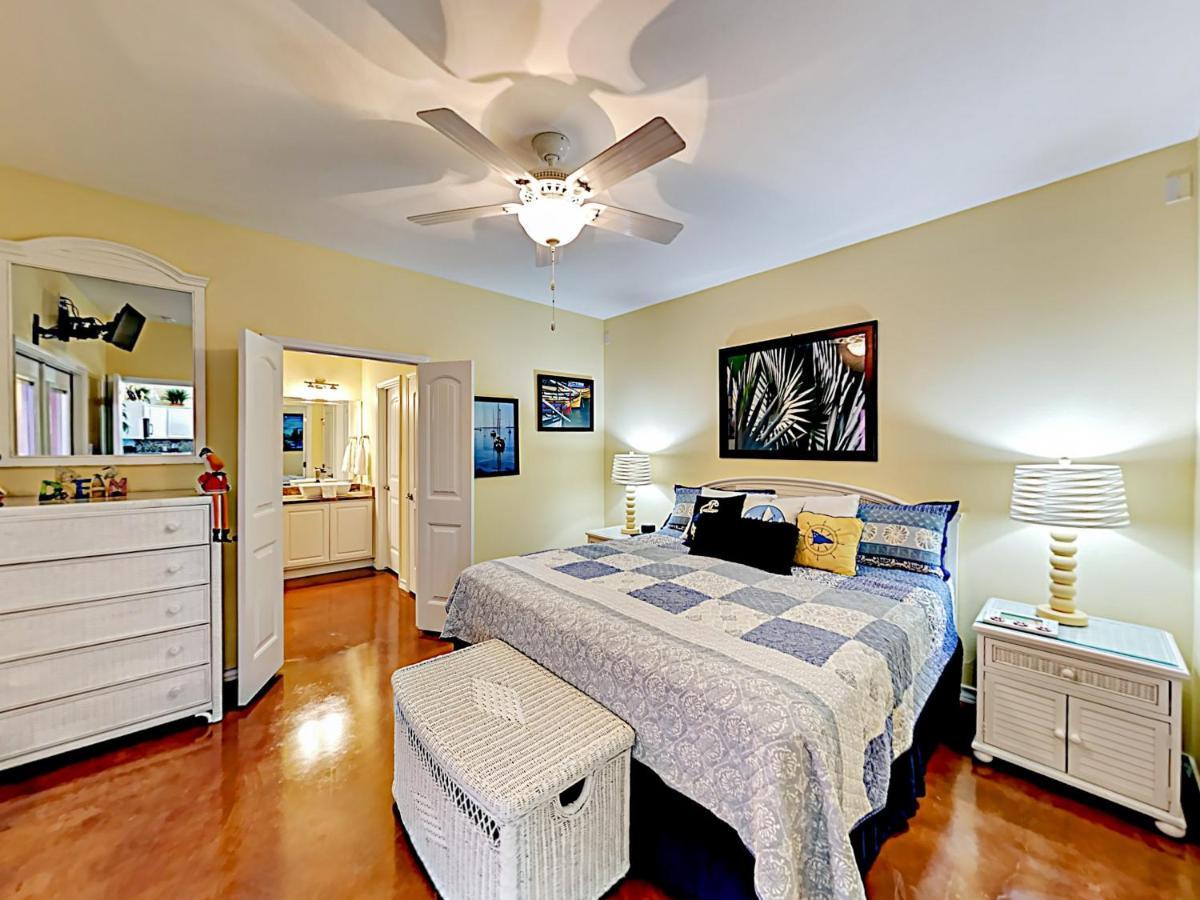Sail Away At Pirate'S Bay Unit 113 Apartment Port Aransas Bagian luar foto